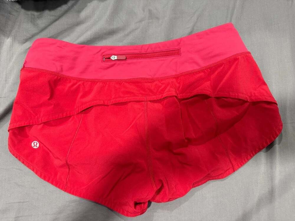 lululemon athletica - Picture 2 of 3